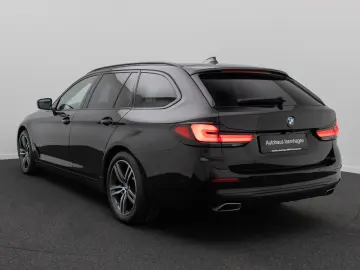 BMW 520d xD Individual Sport HUD DAB Komfort Laser
