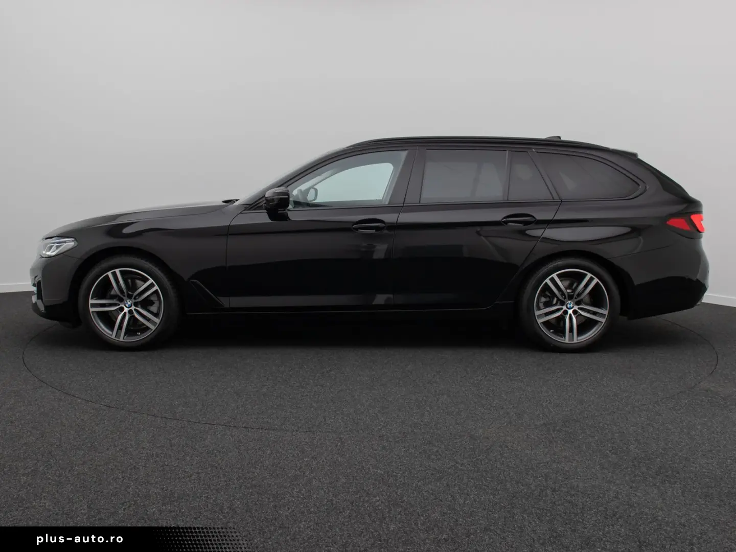 BMW 520d xD Individual Sport HUD DAB Komfort Laser