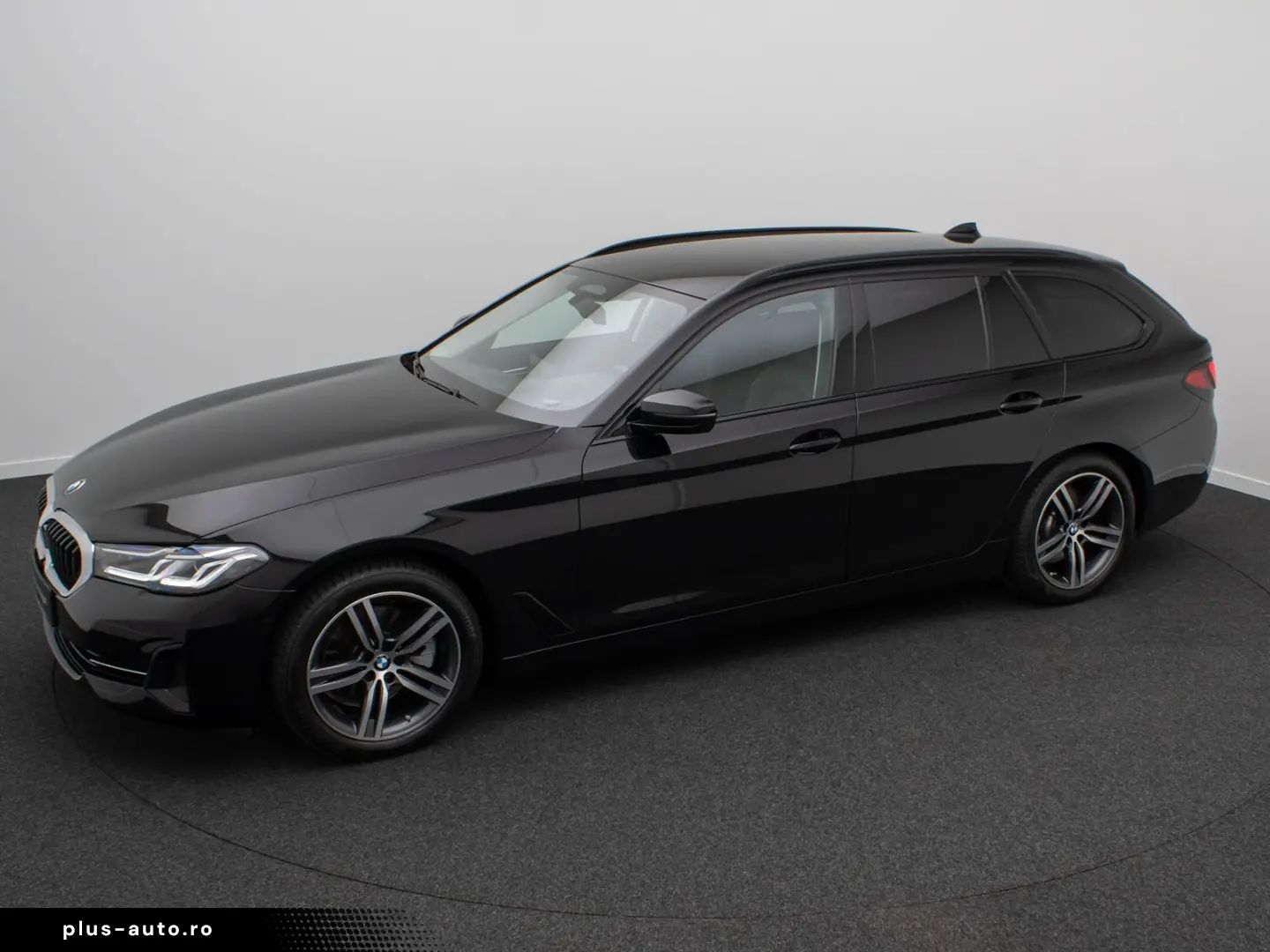BMW 520d xD Individual Sport HUD DAB Komfort Laser