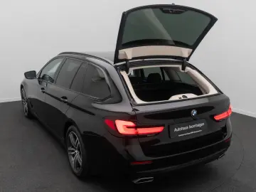 BMW 520d xD Individual Sport HUD DAB Komfort Laser