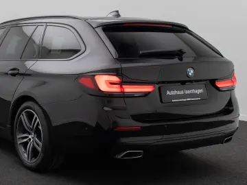 BMW 520d xD Individual Sport HUD DAB Komfort Laser