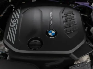 BMW 520d xD Individual Sport HUD DAB Komfort Laser