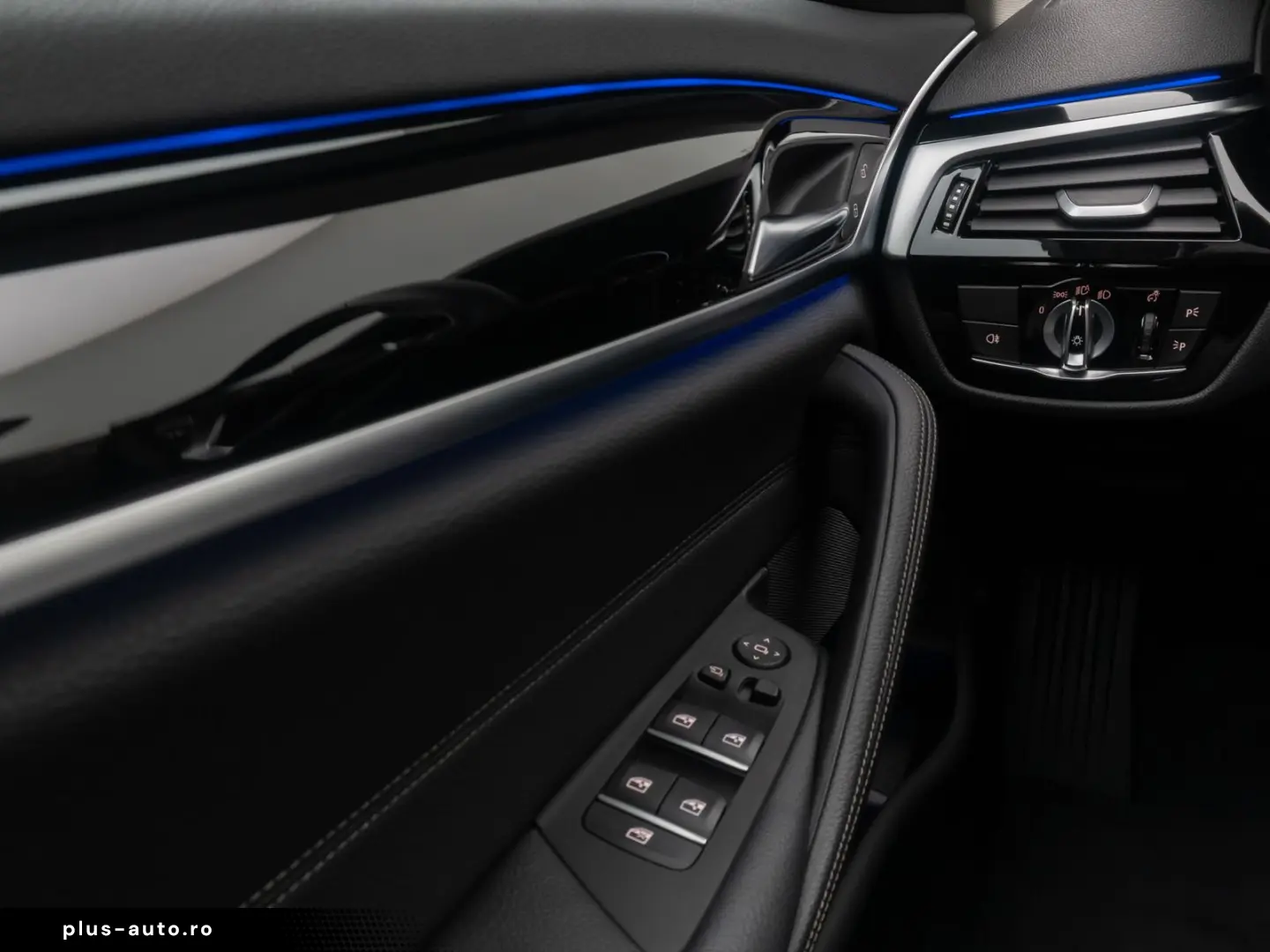 BMW 520d xD Individual Sport HUD DAB Komfort Laser