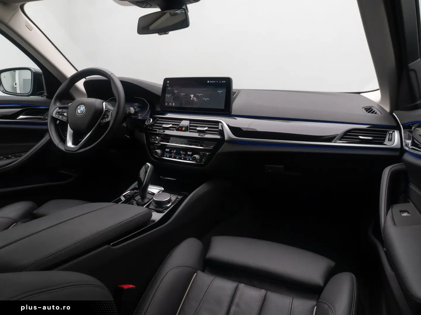 BMW 520d xD Individual Sport HUD DAB Komfort Laser