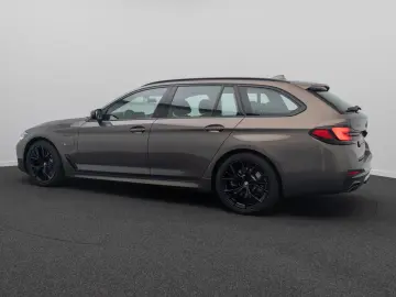 BMW 530e xD M Sport H K DAB HUD Individual 19Zoll