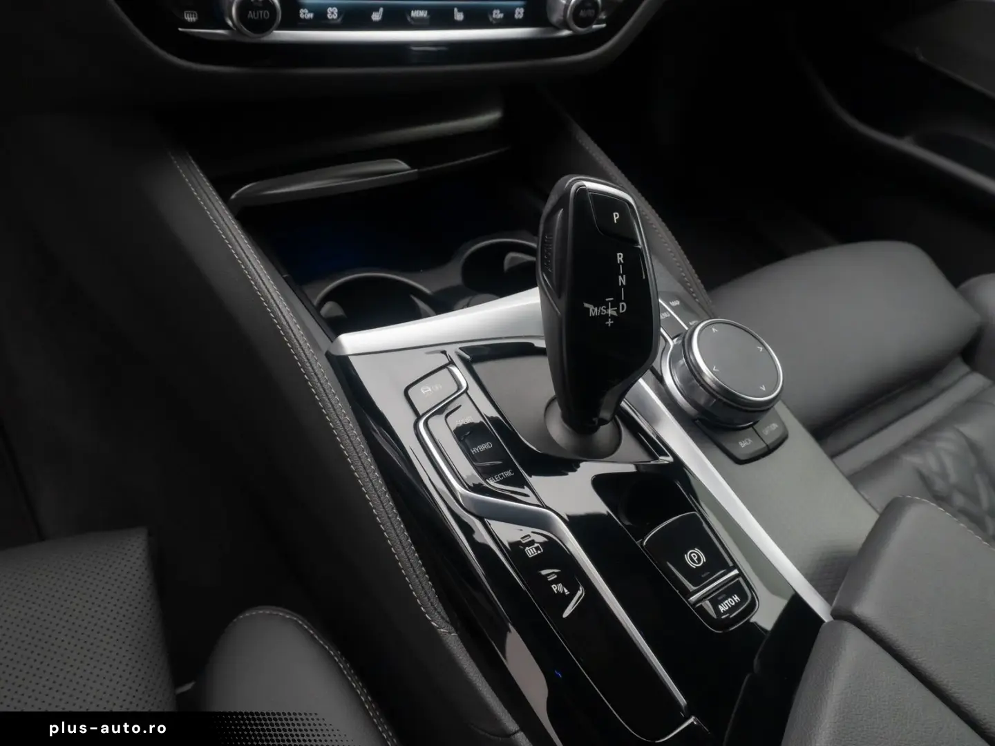 BMW 530e xD M Sport H K DAB HUD Individual 19Zoll