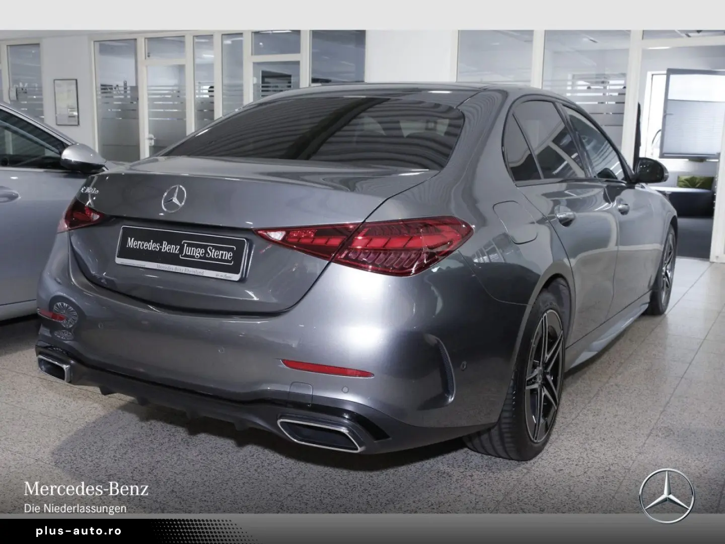 MERCEDES-BENZ C 300 e AMG Night Pano 360 DigiLight