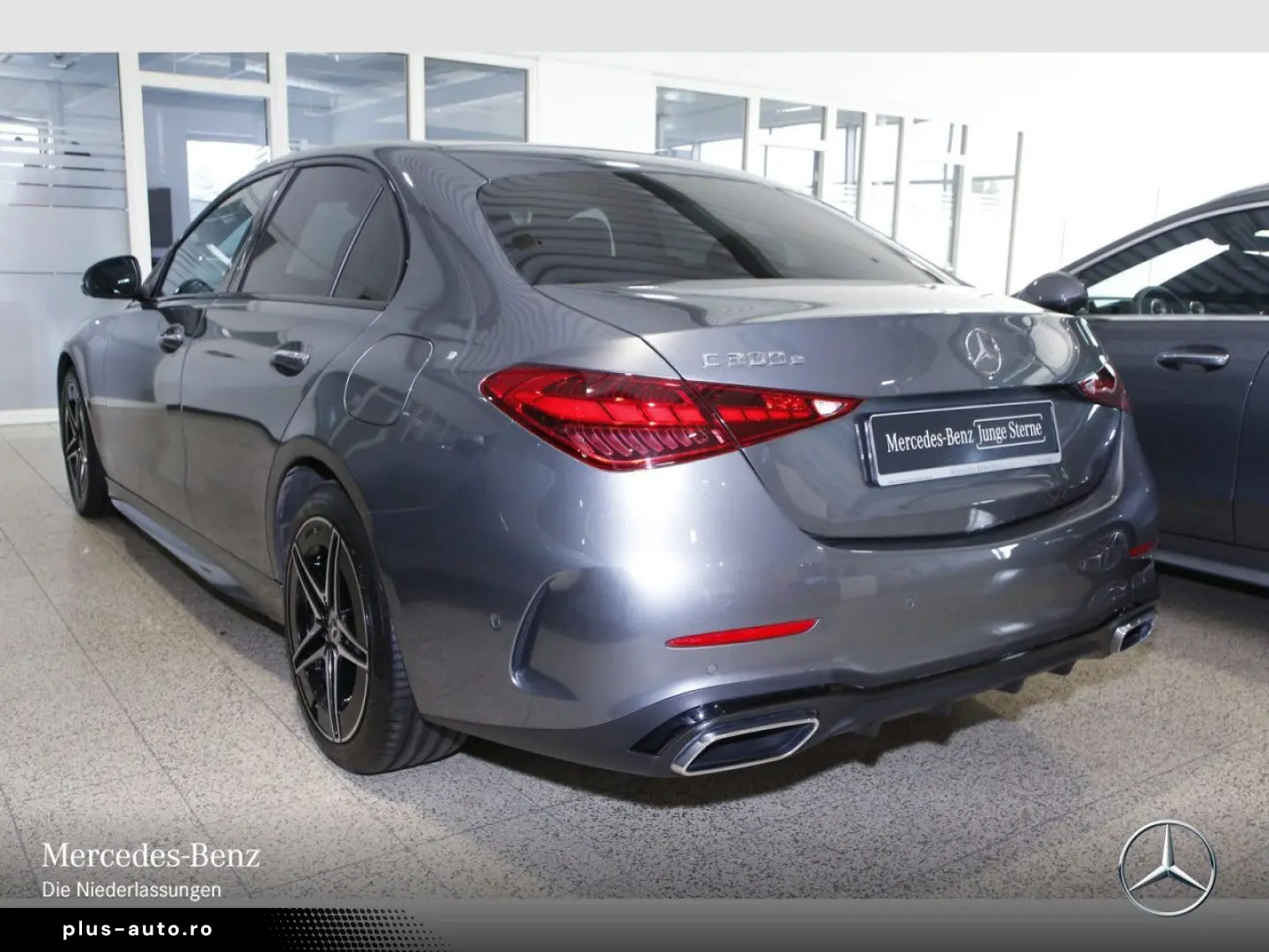 MERCEDES-BENZ C 300 e AMG Night Pano 360 DigiLight