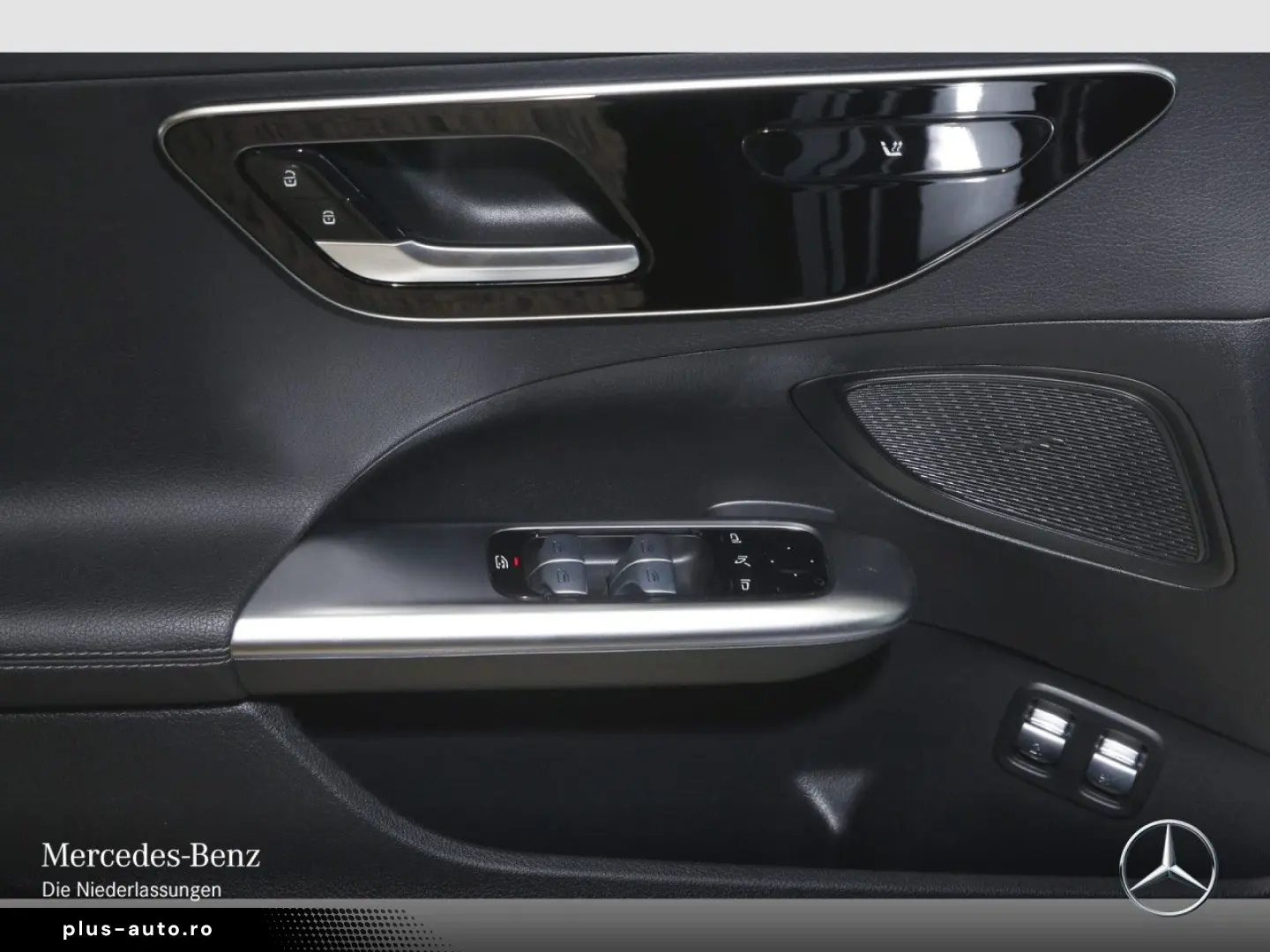 MERCEDES-BENZ C 300 e AMG Night Pano 360 DigiLight