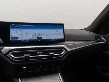 BMW 330d xD M Sport Individual Kamera DAB HUD 19Zoll
