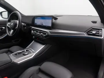 BMW 330d xD M Sport Individual Kamera DAB HUD 19Zoll