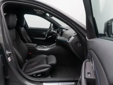 BMW 330d xD M Sport Individual Kamera DAB HUD 19Zoll