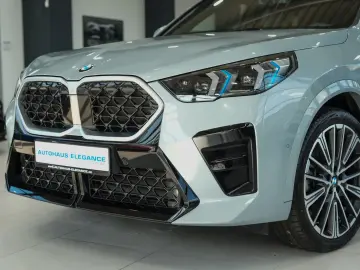 BMW X2 20d xDrive M Sport LEDER H K INDIVIDUAL 20 LM