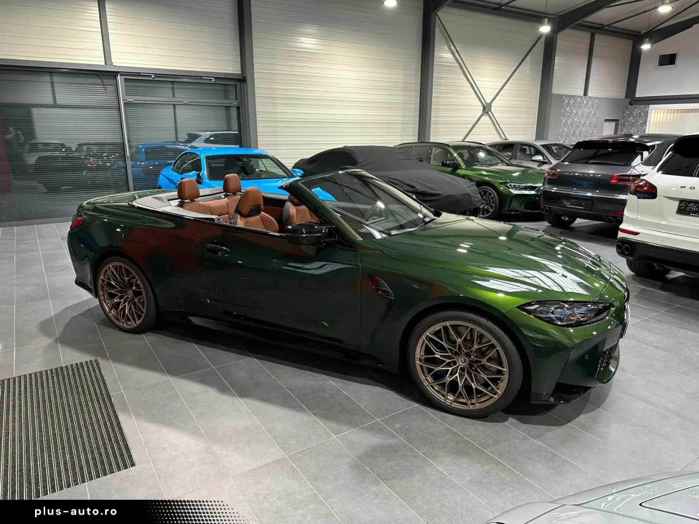 BMW BMW M4 Competition xDrive Cabrio   Individual