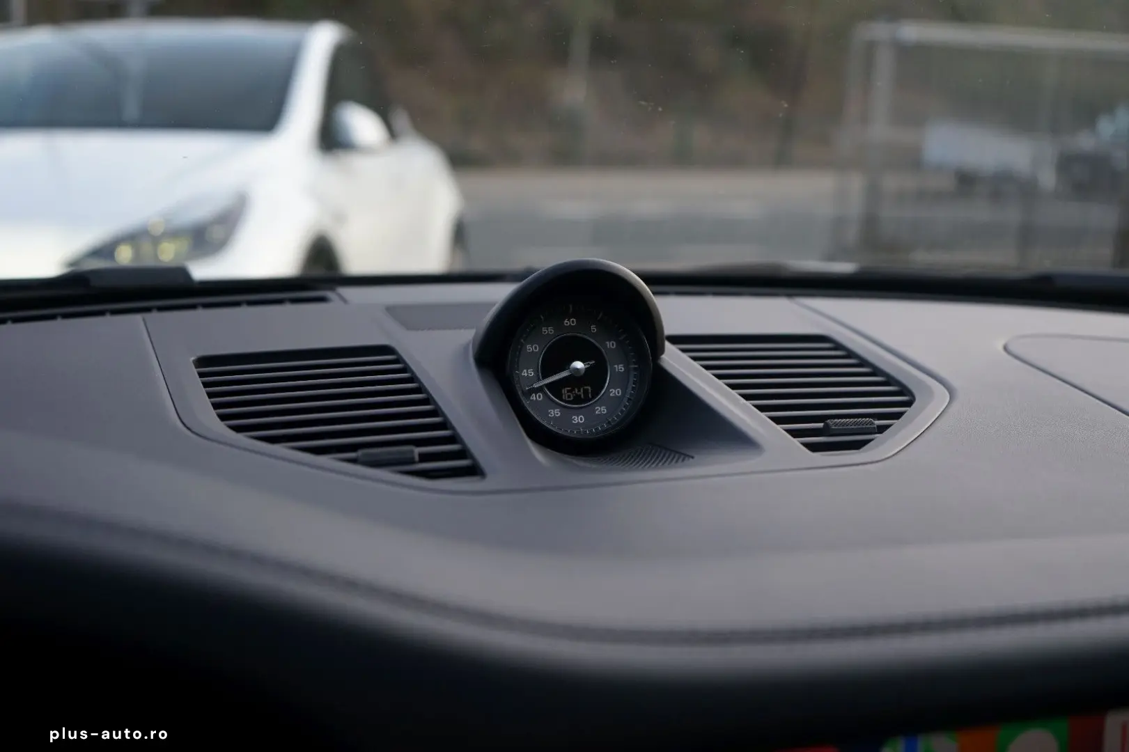 PORSCHE 992 Turbo GLASDACH LIFT 18W BELÜFT APPROVED 1 28