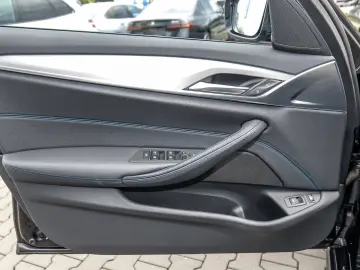 BMW 530e xDrive A M Sport