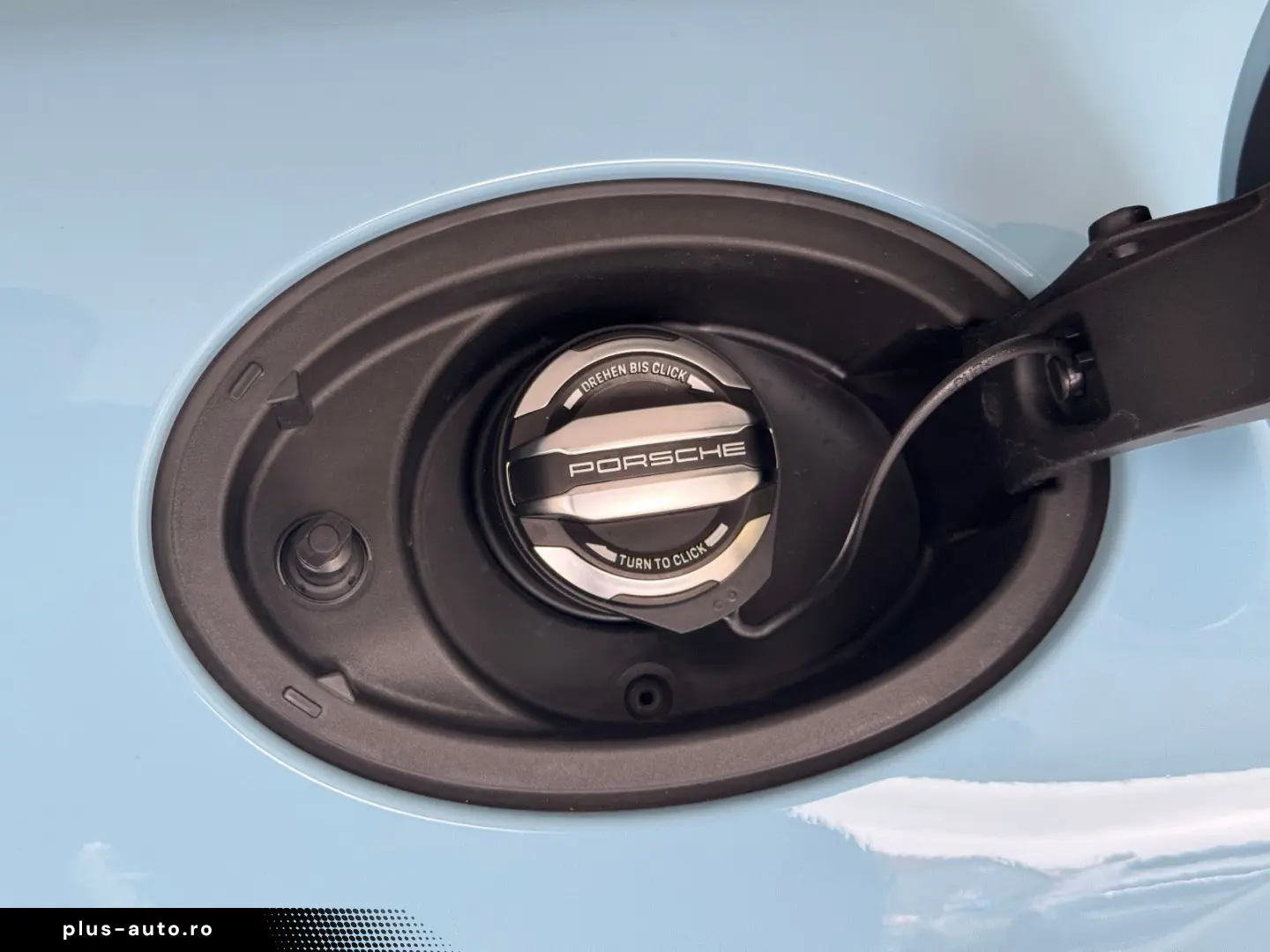 PORSCHE 992 GT3 Touring PTS Gulf Lift Bose Carbon PCCB