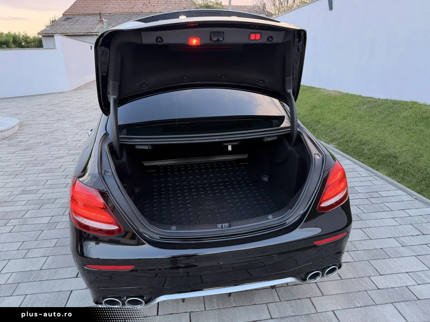 Mercedes-Benz E 400