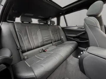 BMW 530e Touring M SPORT