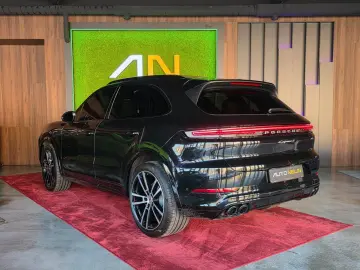 PORSCHE Cayenne S