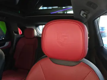 PORSCHE Cayenne S