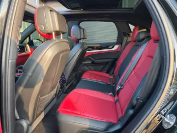 PORSCHE Cayenne S