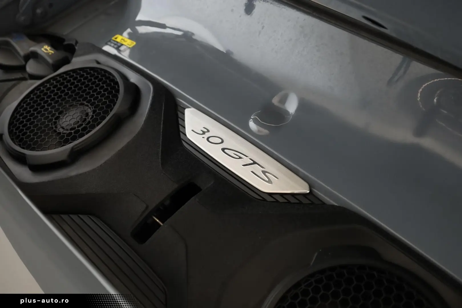 PORSCHE 911 Carrera 4 GTS Carbon GlasSD BOSE Inno Kam