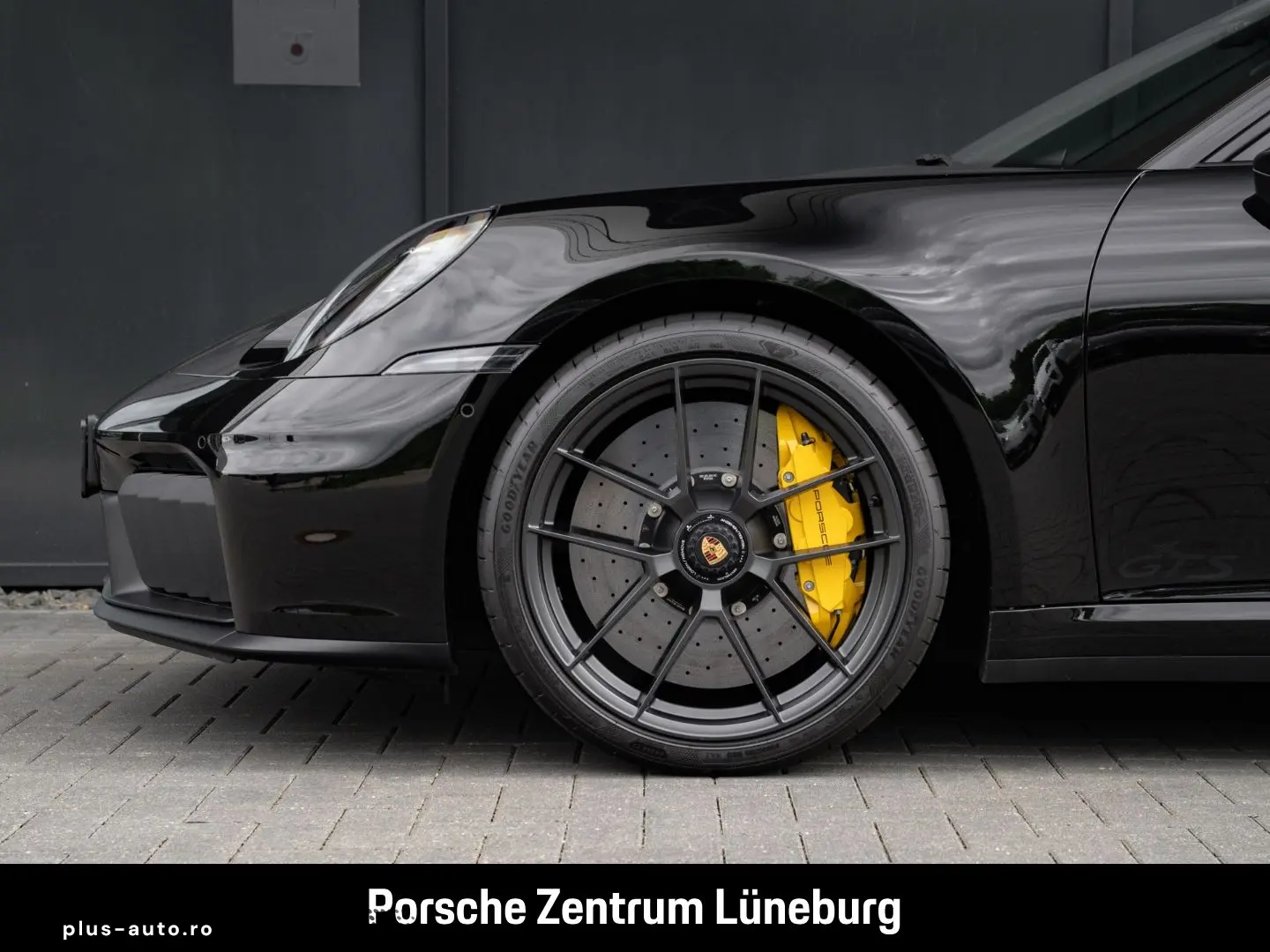 PORSCHE 992 911 Carrera GTS PCCB Surround View BOSE