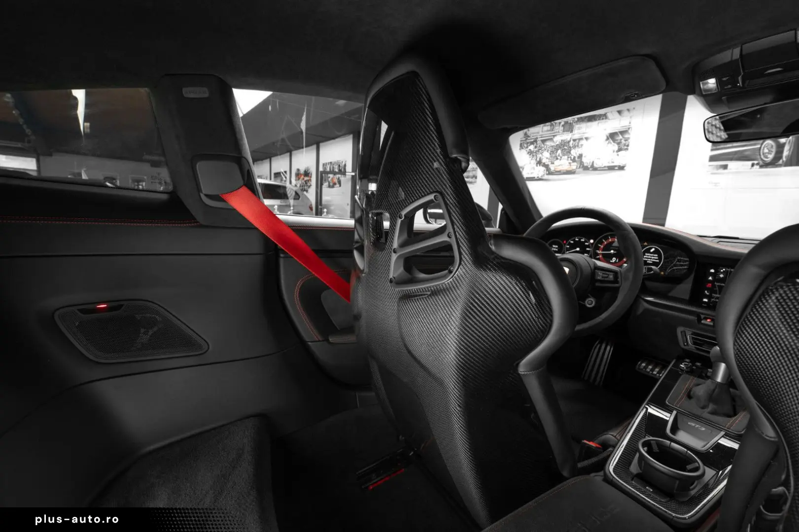 PORSCHE 992 GT3 #Carbon-Paket #Schalensitze #Liftsystem