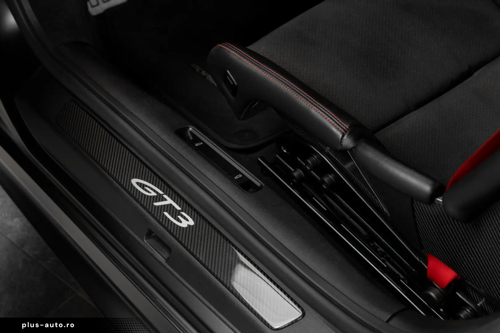 PORSCHE 992 GT3 #Carbon-Paket #Schalensitze #Liftsystem