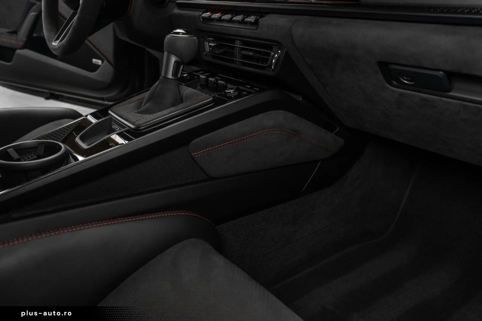PORSCHE 992 GT3 #Carbon-Paket #Schalensitze #Liftsystem
