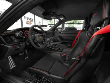 PORSCHE 992 GT3 #Carbon-Paket #Schalensitze #Liftsystem