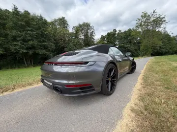 PORSCHE 911 Carrera  1.Hand  Lift  Nachtsicht  Sport-AGA