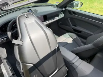 PORSCHE 911 Carrera  1.Hand  Lift  Nachtsicht  Sport-AGA