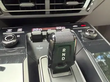 PORSCHE 911 Carrera  1.Hand  Lift  Nachtsicht  Sport-AGA