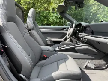 PORSCHE 911 Carrera  1.Hand  Lift  Nachtsicht  Sport-AGA