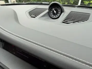 PORSCHE 911 Carrera  1.Hand  Lift  Nachtsicht  Sport-AGA