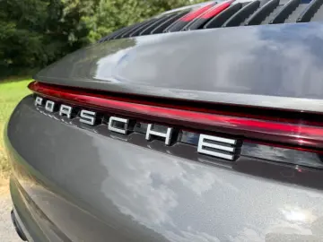 PORSCHE 911 Carrera  1.Hand  Lift  Nachtsicht  Sport-AGA