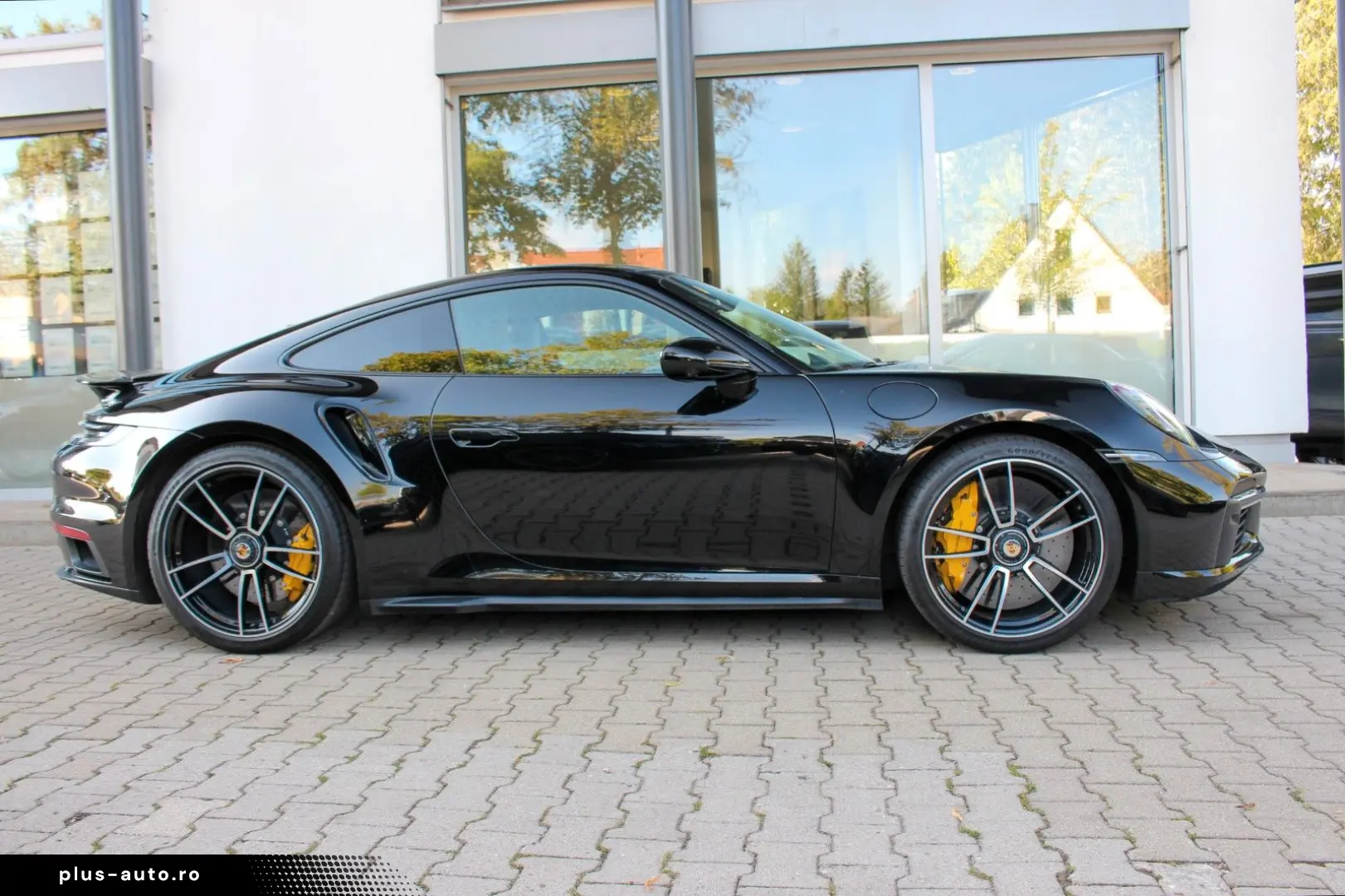 PORSCHE 992 Turbo S   PCCB   APPROVED   CHRONO   LIFT