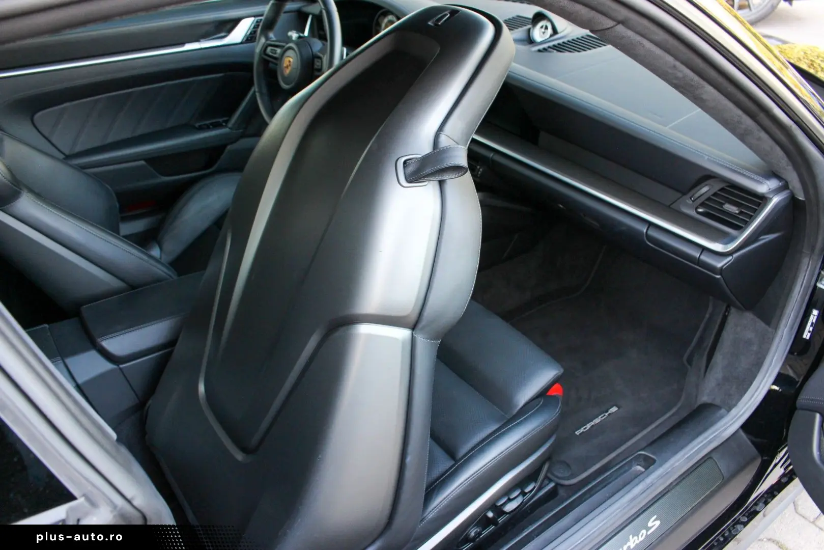 PORSCHE 992 Turbo S   PCCB   APPROVED   CHRONO   LIFT