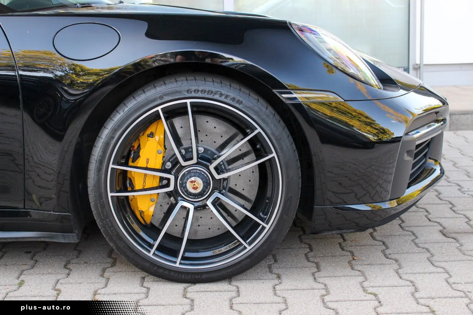 PORSCHE 992 Turbo S   PCCB   APPROVED   CHRONO   LIFT