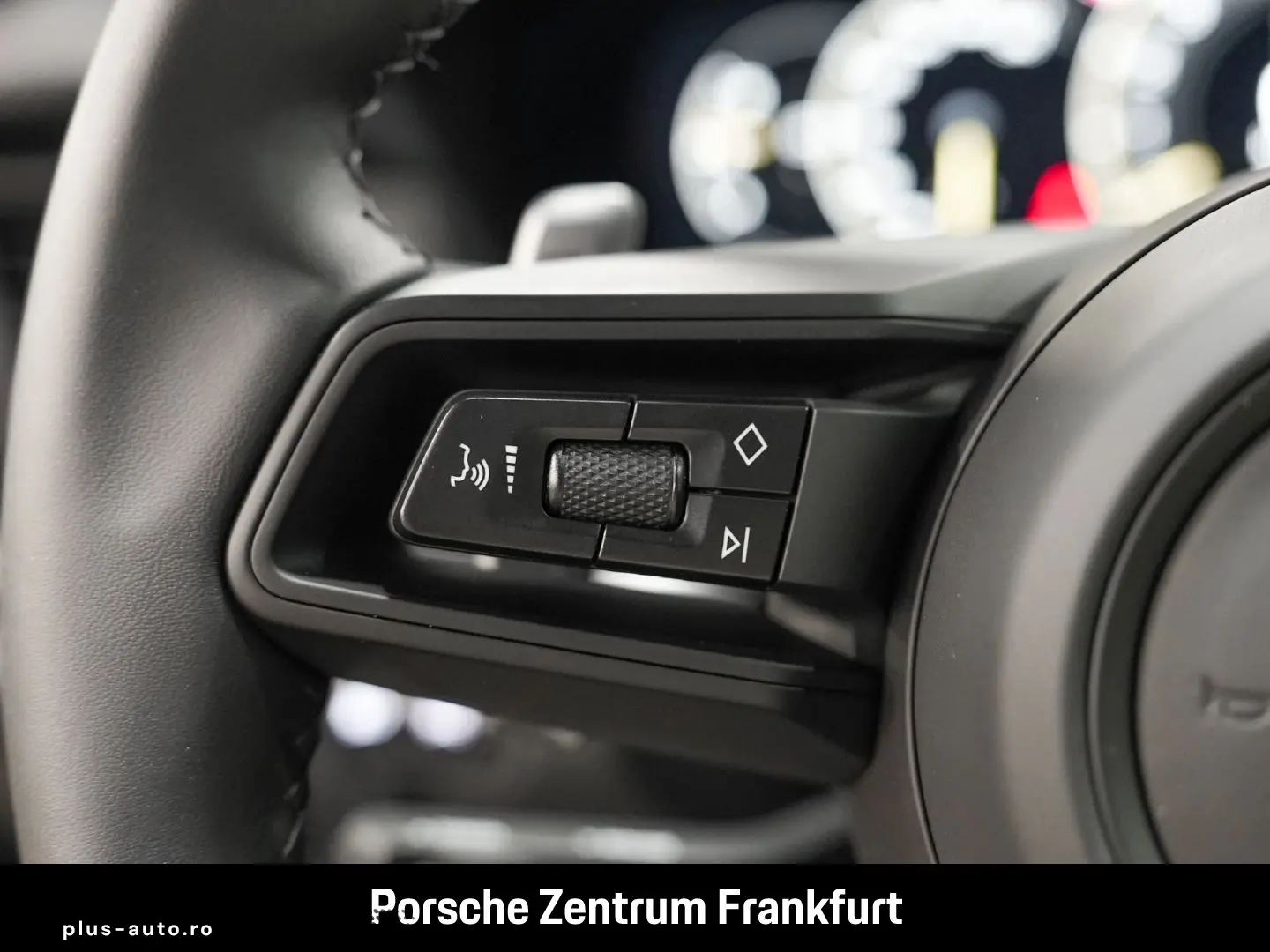 PORSCHE 992 911 GT3 mit Touring-Paket Liftsystem-VA BOSE