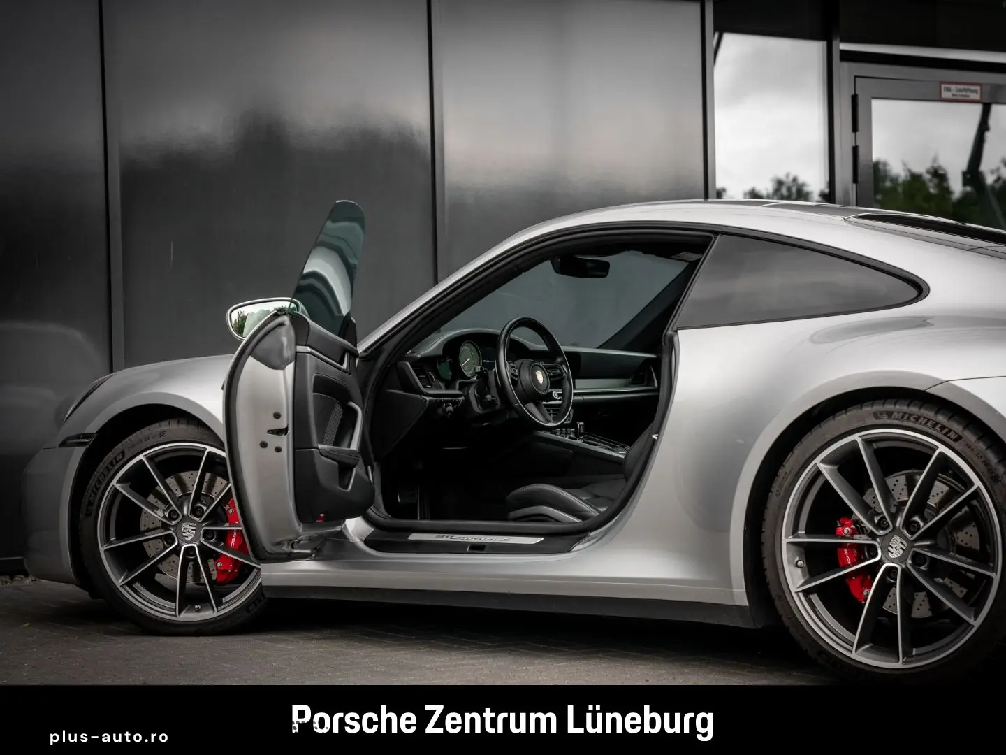 PORSCHE 992 911 Carrera S InnoDrive Sportfahrwerk BOSE