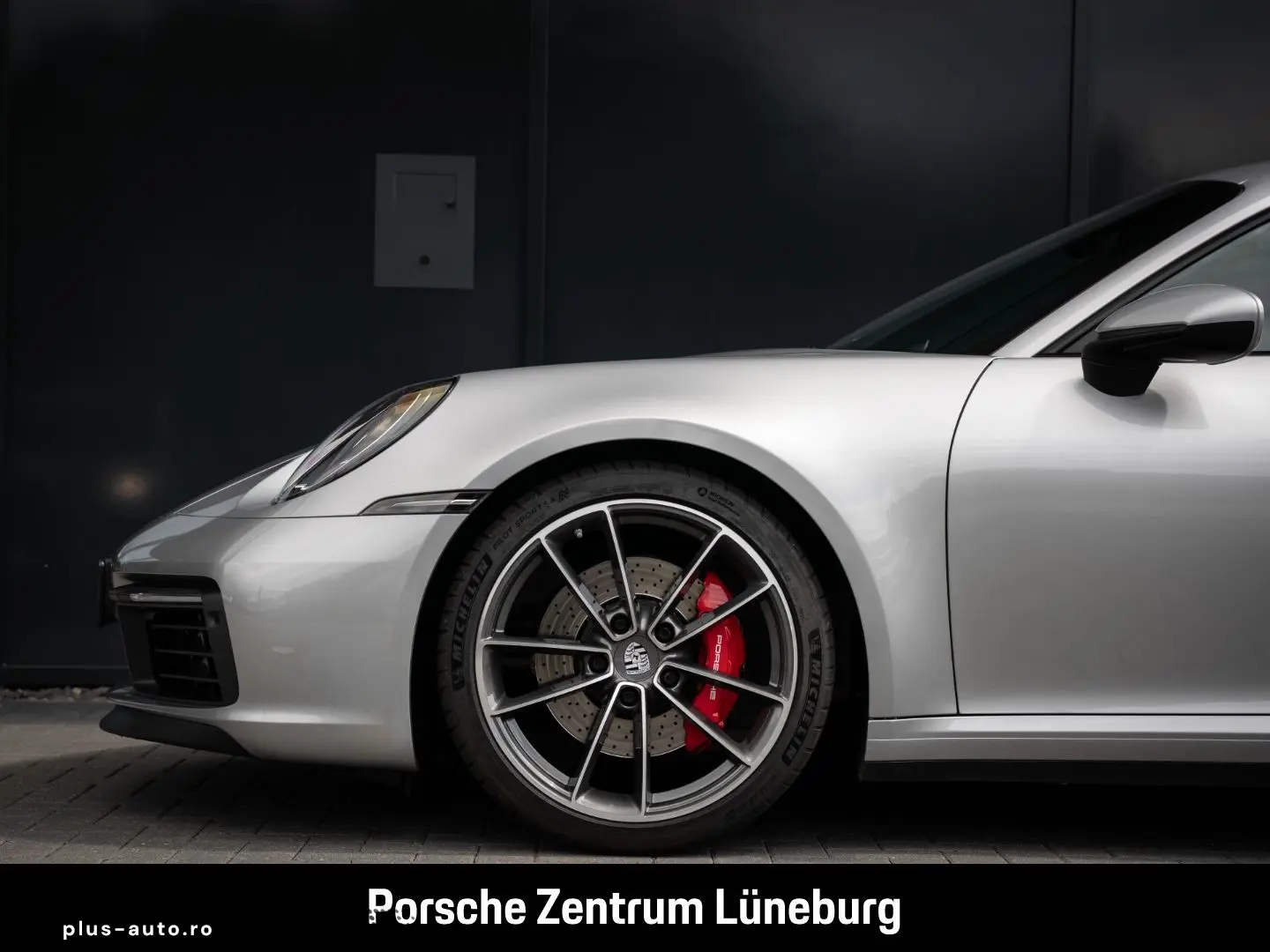 PORSCHE 992 911 Carrera S InnoDrive Sportfahrwerk BOSE