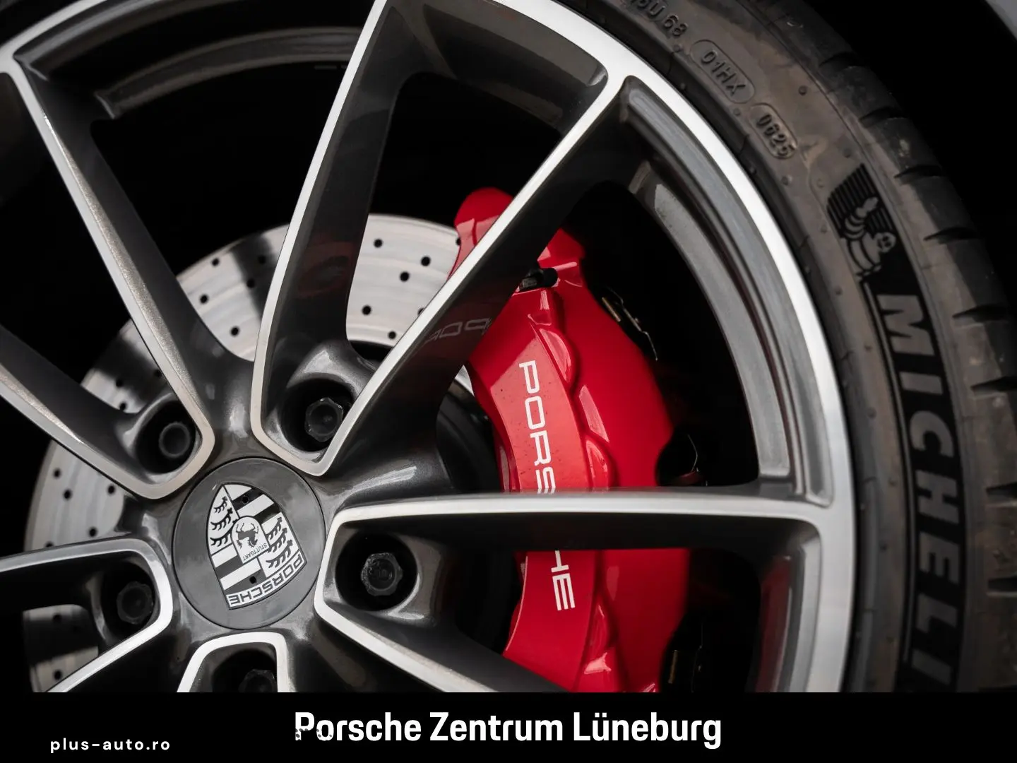 PORSCHE 992 911 Carrera S InnoDrive Sportfahrwerk BOSE