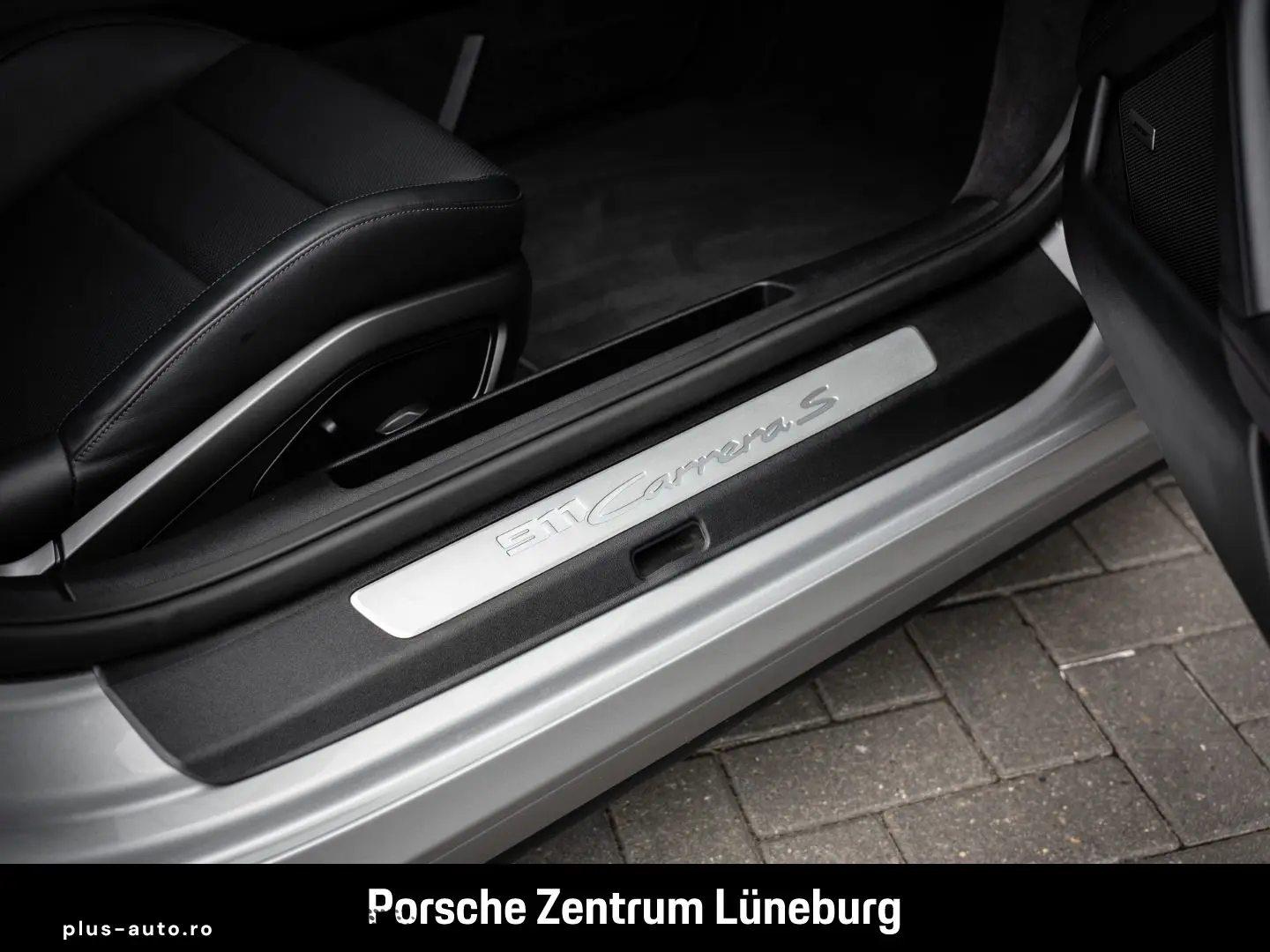 PORSCHE 992 911 Carrera S InnoDrive Sportfahrwerk BOSE