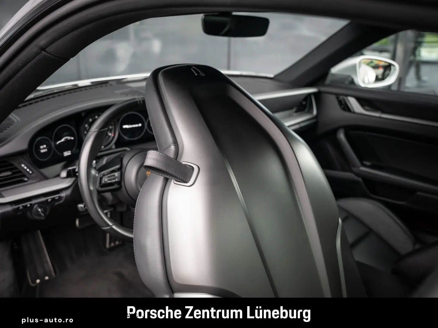 PORSCHE 992 911 Carrera S InnoDrive Sportfahrwerk BOSE