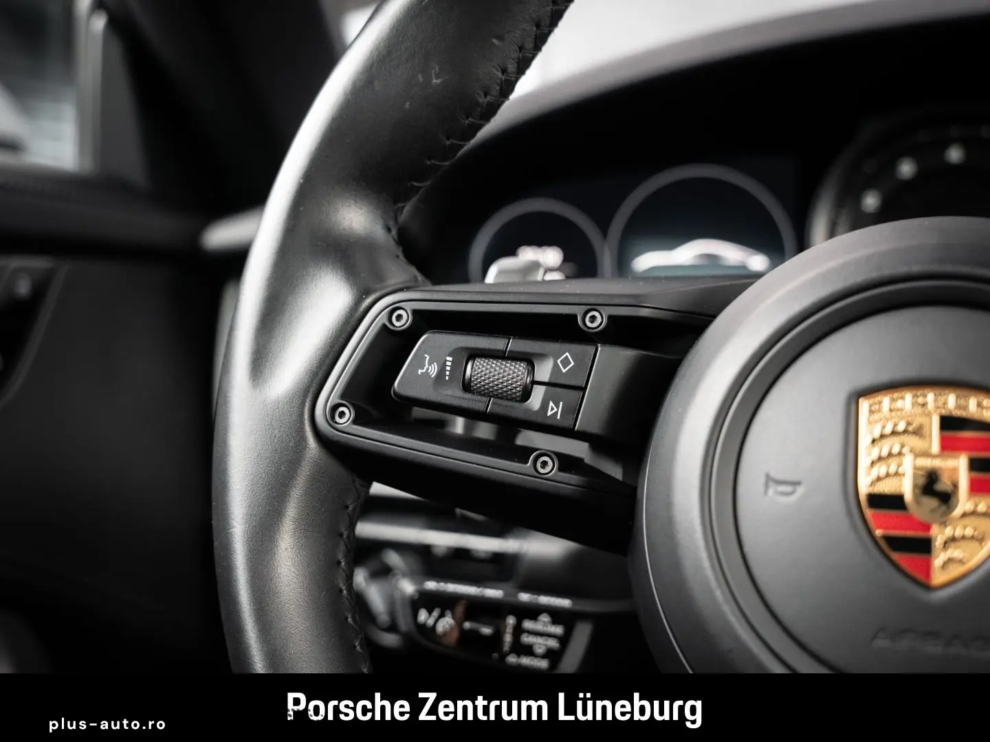 PORSCHE 992 911 Carrera S InnoDrive Sportfahrwerk BOSE