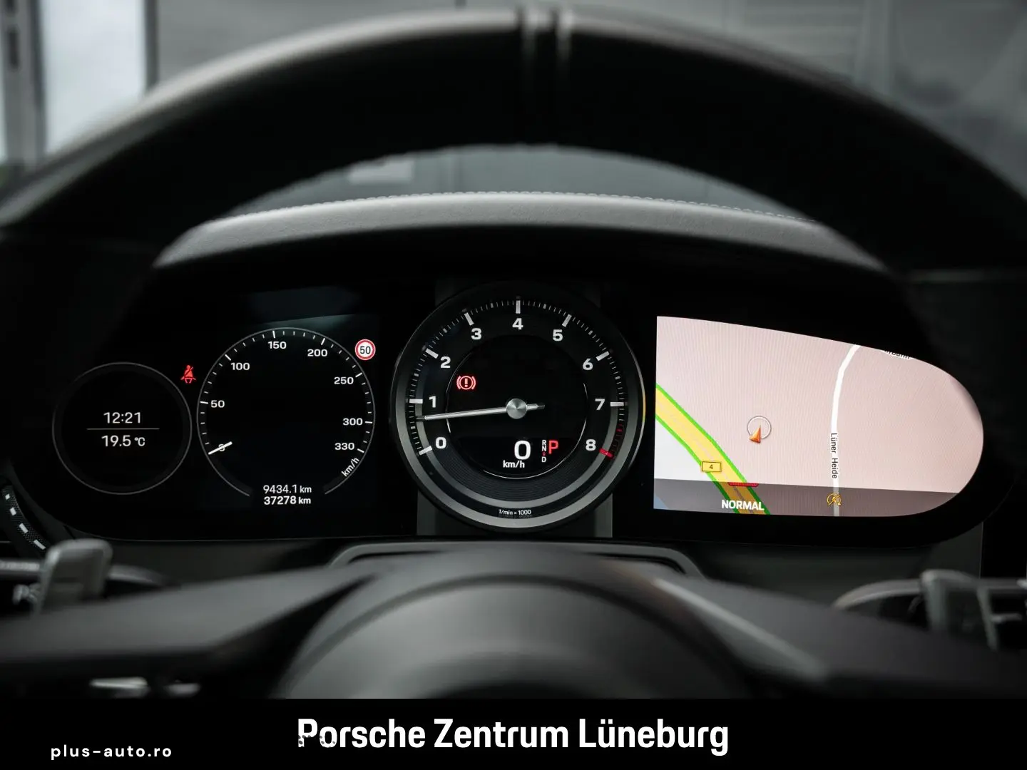 PORSCHE 992 911 Carrera S InnoDrive Sportfahrwerk BOSE