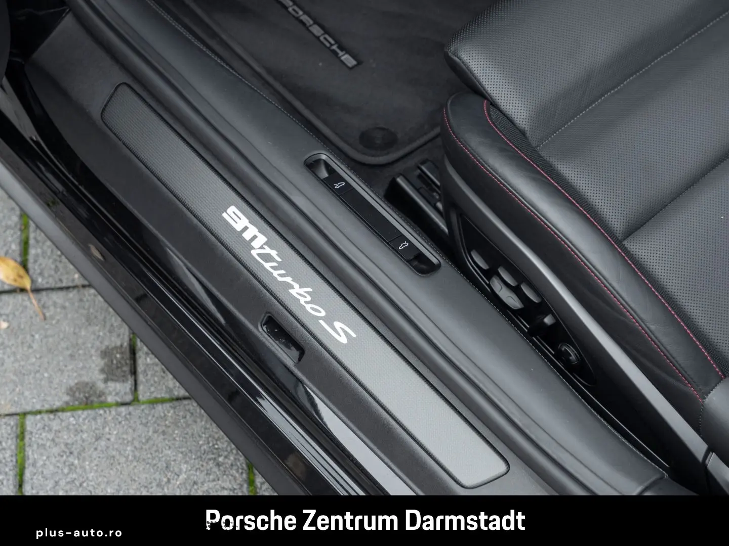 PORSCHE 992 911 Turbo S Cabrio Burmester Liftsystem-VA